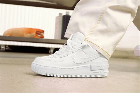 hoe draag je nike air force 1|Officiële maatwijzer en tips voor de Air Force 1 .